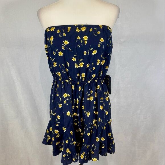 Justify navy and yellow ditsy floral strapless romper size large NWT - Picture 1 of 6